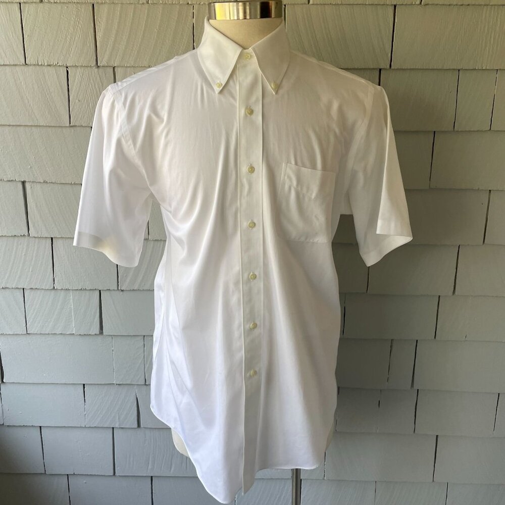 Brooks Brothers Regent White 100% Cotton Short Sleeve Button Down Men's Shirt